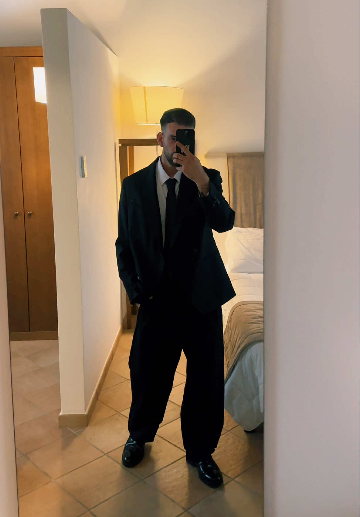 Ogni tanto elegante.. ma mai troppo! 🕴🏻 #weddingday 