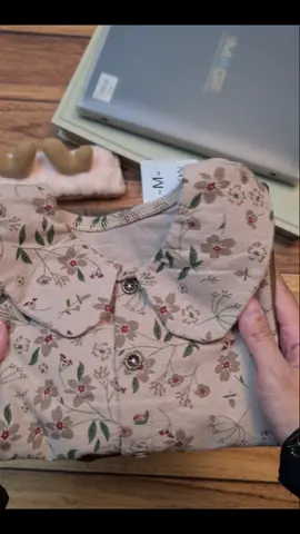 nih bundaaa,, stock baru,, setelan anak cewek overall korean style,, dengan bahan yang super nyaman, dan desain yang sangat cantik,, bikin si kecil makin imutt,, buruan kepoin bundaaa #setelanwanita #setelananak #perempuan #cewek #overall #korwanstyle #wibgajian 