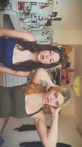 💗💗#fyp #viral #foryoupagee #parati #repost #tiktokgrowth #comment #relatable #Summer #tanlines 