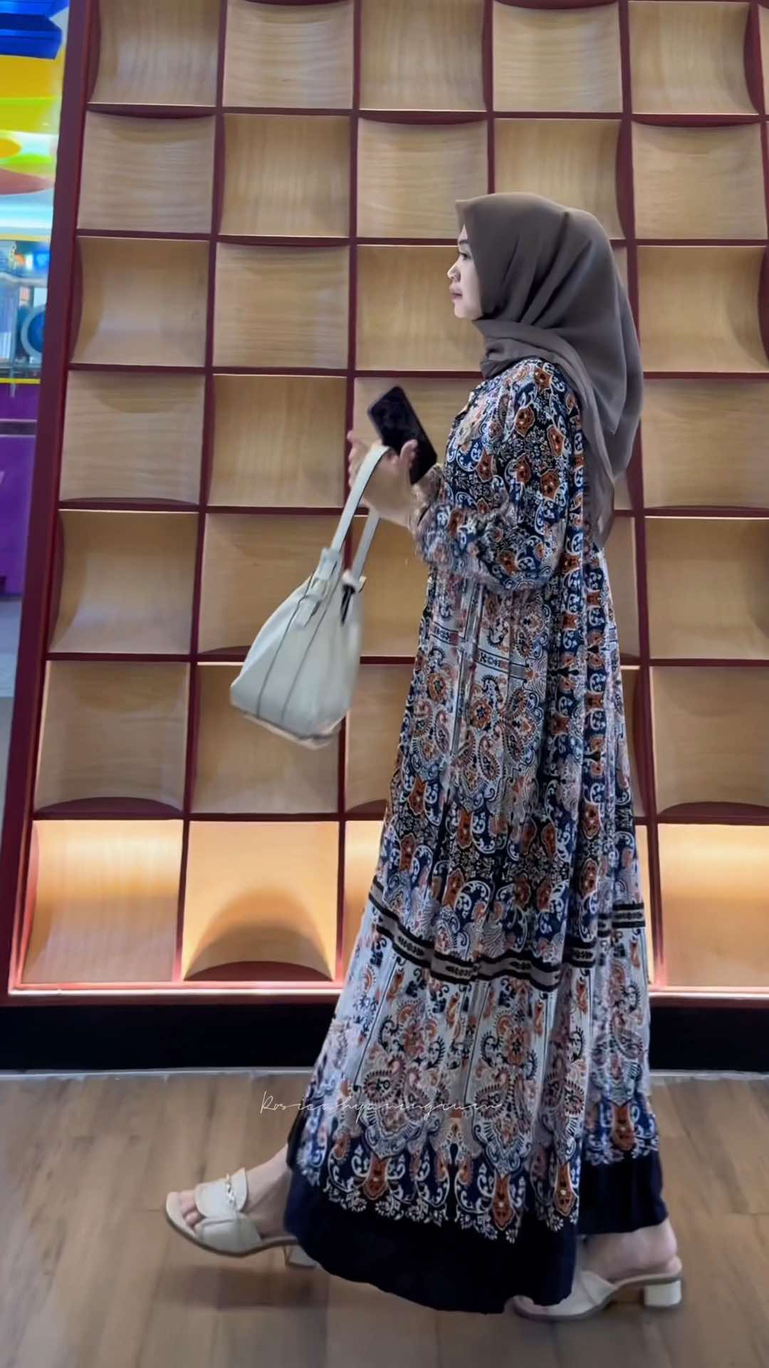 Arsy Midi Dress Set Hijab Gamis - Motif Batira BW 🛒🔥 #fypツviral #outfitideas #viraltiktok 