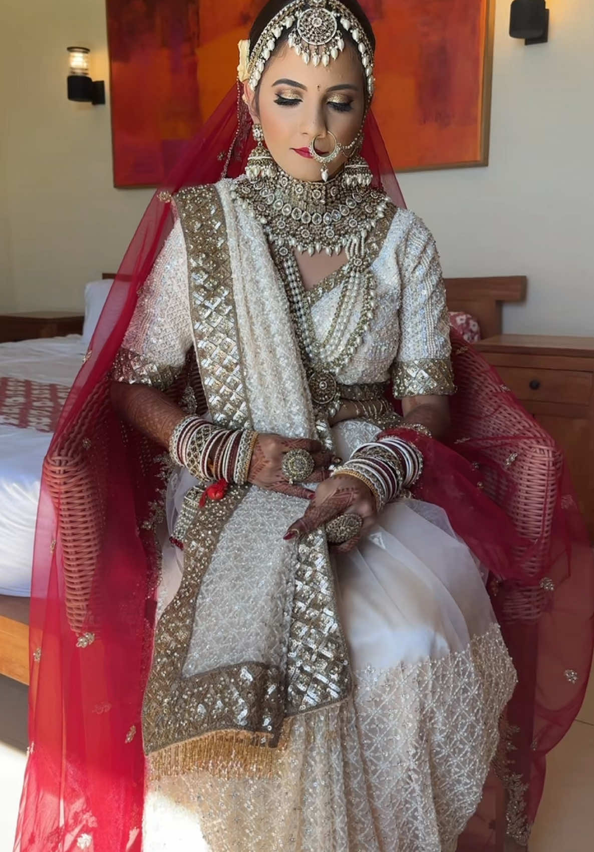 The Big Day calls for nothing less than perfection✨ From makeup to customized hair and expert bridal dressing detail matters.  At Zehreen Beauty Consultant, we use our own signature techniques to style each bride according to her height and body shape, ensuring a modern, elegant look that enhances her natural beauty. 💫 A lucky makeup artist is one whose bride trusts the process, values the craft, and allows us to create a unique look just for her. 💍💄 #BridalMakeover #TheBigDayLook #ZehreenBeautyConsultant #CustomBridalStyling #ModernBride #MakeupWithPrecision #HairAndMakeupArtist #BridalTransformation #TrustTheProcess #UniqueBride #WeddingGlam #ElegantBridalLook