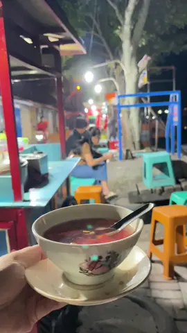 Wedang ronde with view telaga sarangan 