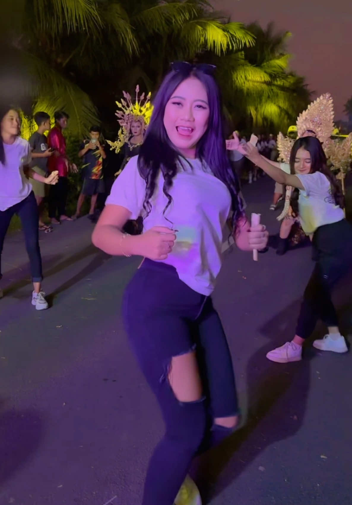 Menyala mbak mega & vindimey 🔥😅#dance #horeg #soundviral #horegjawatimur #fyp #fypシ゚viral🖤tiktok 