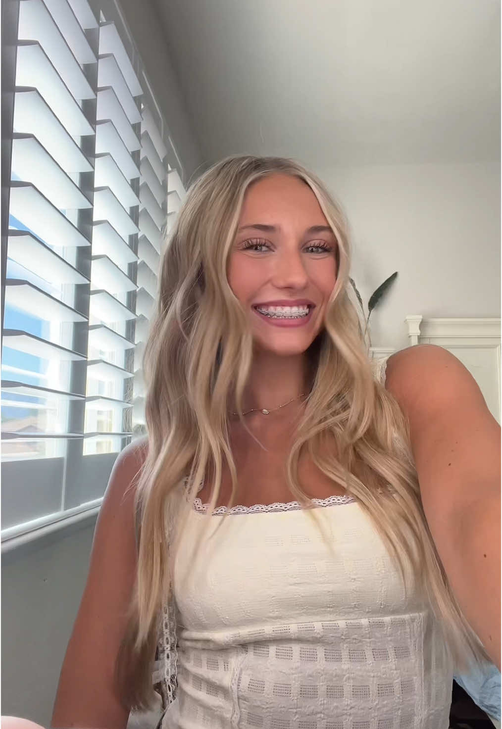 Goo Goo wire hair extensions Use code:SummerM15 for 15%  OFF                                                 Use code:SummerM18 for 18% OFF 2 packs+                                @GooGoohair_Extensions #googoohair #wire #Halo 