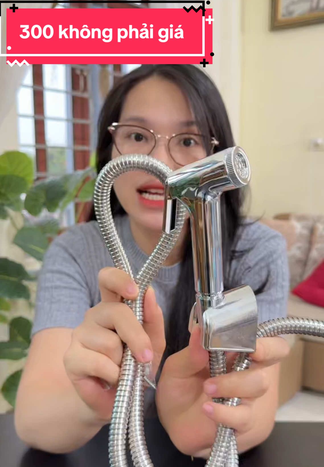 Vòi xịt đa năng cho nhà vệ sinh thiết kế sang trọng được làm bằng inox sáng bóng #hangxinhtuoi #xuhuong #trending #giadungtienich #giadungthongminh #nhatam #voinuoc #voixitvesinh #voinuocdanang #tienloi #voixitnhavesinh #voiruainox #xitnhavesinh #xitruasachse #voixitapluccao #voixittoilet 