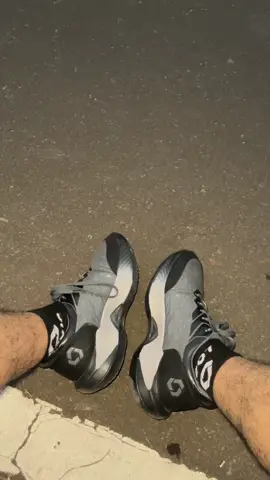 asli enak parah co lari pake ini udah murah bonus kaos kaki pula #logic #fypage #sepatumurah #fyppppppppppppppppppppppp 