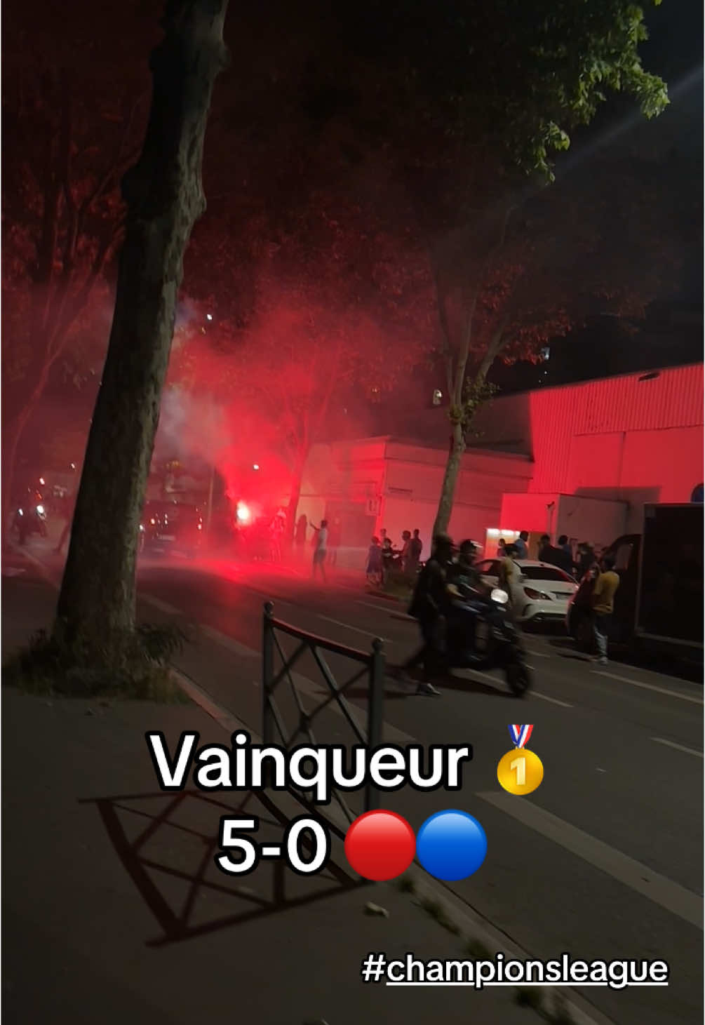 #icicestparis🔵🔴  5-0 c’est du jamais vu pour une finale de #championsleague 