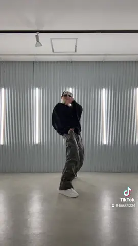 皆さんのtwsの推しは誰ですか？ ちなみに僕はジフンです！ #tws #투어스 #luckytobeloved #kpop #fyp #hybe #05  @TWS 