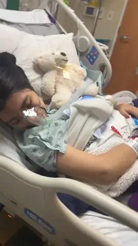 Oxygen mask use girls patients 😷 #tiktok #oxygen #highlight #everyone 