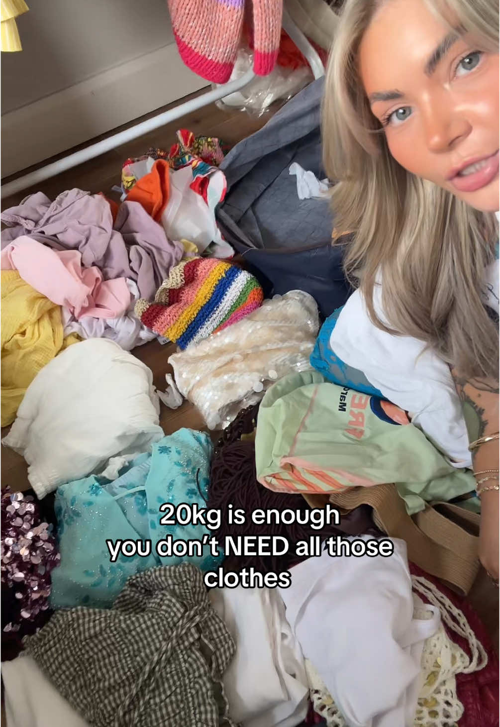 that’s it I’m booking on another case 😭 #holidaypacking #holidayoutfits #packwithme 