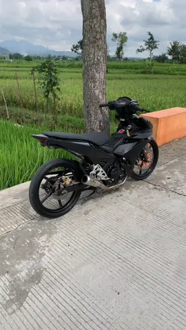 hitam polos=mati rasa🥹#mxking #mxsoloraya #mxsolostyle #matesih24jam #fyp 