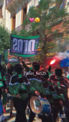 صغري فات وكبرت انايا معاااه 🔥💚🖤 . . . . . . . . . . . #algiria🇩🇿 #ultras #twist_koki25 #25 #شباب_قسنطينة_عميد_الأندية_الإفريقية #قسنطينة_غرامي #قسنطينة_قسنطينية_حاجب_وعوينة #الحرية_والكرامة_للجمهور✊️💚🖤 #قسنطينة #قسنطينة_25 #loca_ragazzi💚🖤🔥 