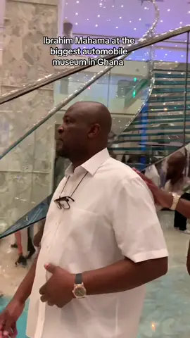 Ibrahim Mahama  #fyp #popular #viralvideos #ghanatiktokers🇬🇭🇬🇭🇬🇭 #despiteautomobilemusuem #ibrahimmahama 