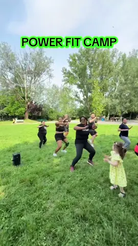 Un poco de lo que fue nuestro primer POWER FITCAMP💪 nos divertimos jugamos y quemamos calorías 🔥🔥 Muy pronto una próxima fecha y no te lo puedes perder  #powerdance💃 #Fitness #ejercicio #milano #parati #latinosenmilano🇮🇹 #quemargrasa #DiversiónSaludable #latinosenitalia🇮🇹 #diversion #baile #fitdance #fitcamp 