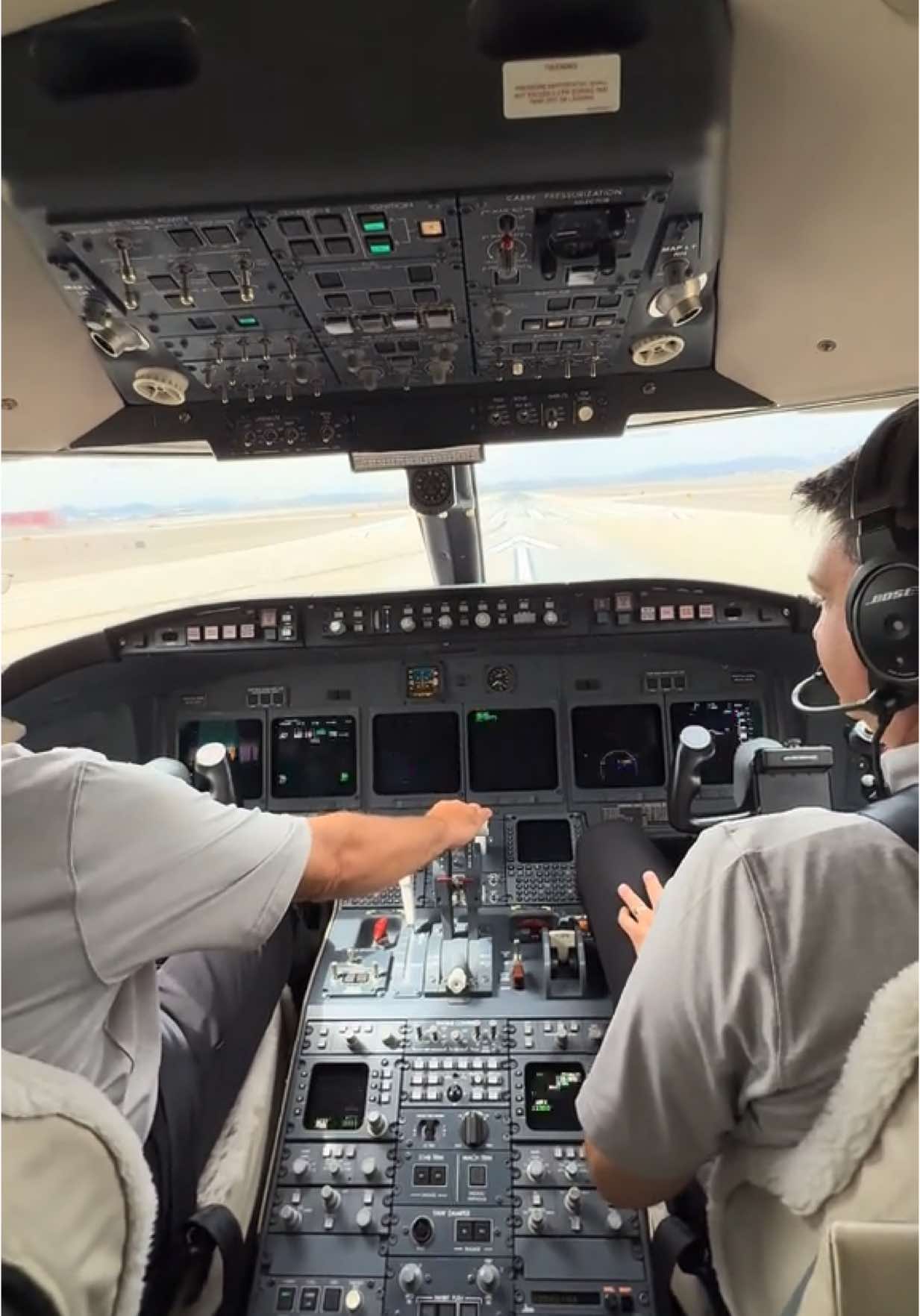Jump seat pov of takeoff from runway 19L at LAS. #fyp #vegas 