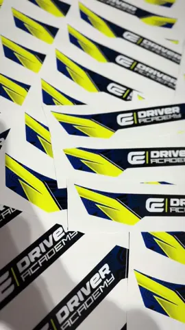 Visorstickers 😤 #helmet #gokarting #karting #Motorsport #racing #f1 #formula1 #car #art #paint 