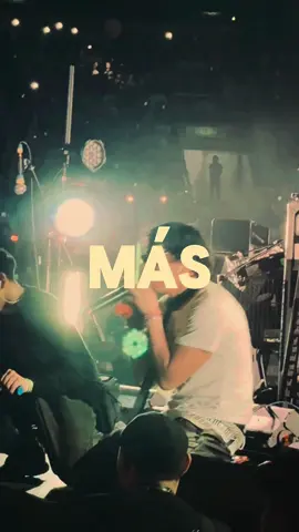 Siento que merezco más🤍⭐️.                 #latinmafia #emilio #milton #mike #sientoquemerezcomas #tour #concierto #paratii #latinmafiatour #fyp #foryoupage @LATIN MAFIA @Jesse Baez #LIVE @Mike drm @Miltondrm @EmilioDRM 