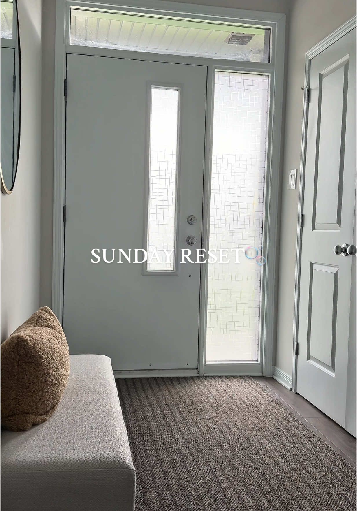 Happy Sunday 🫶🏻 I love when a Sunday reset falls on the first day of the month 🥰🫧 #sundayreset #sundayresetwithme #cleaningasmr #asmr #cleaningtiktok #CleanTok #weeklyreset #satisfying 