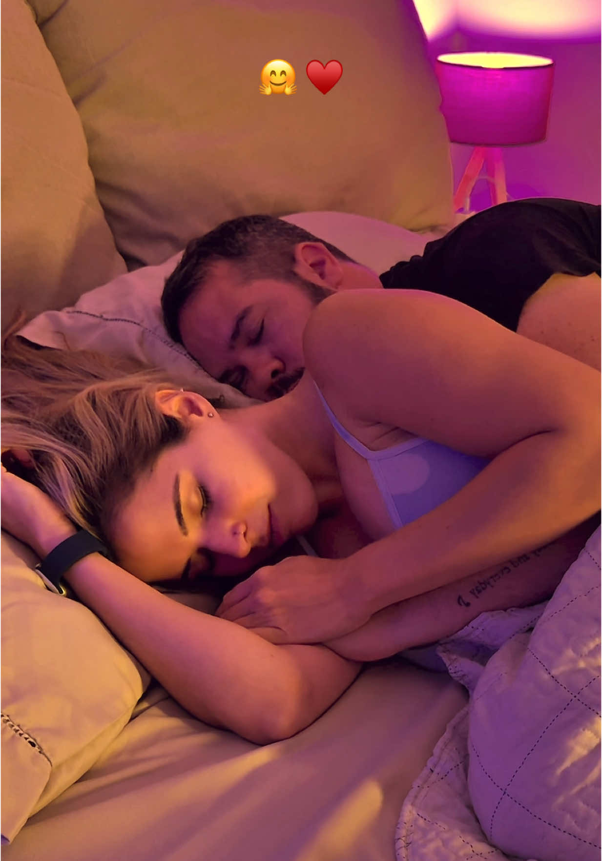 This moment 🌎 #casal #relacionamento #casamento #couple #couplegoals 