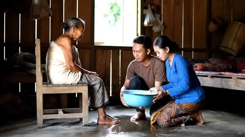 Ibu saya pamit mau cari nafkah Doakan saya semoga selamat dan beruntung untuk cari nafkah #veo3 #madura #semangatberjuang #2025 #rantau #anakrantauindonesia 