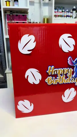 Este fin de semana nos tocó entregar esta Party Box con temática de Lilo & Stitch 🌸 #emprendimiento #partybox #liloandstitch #stitch #party #birthday #happybirthday #fiesta #cumpleaños 