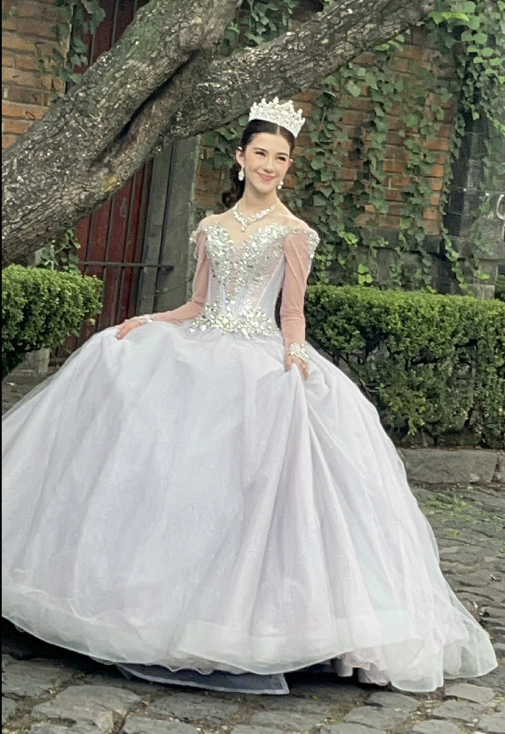 amo! @Vestidos Para Tus XV @amaraby #vestidosde15 #vestidosdefiesta #vestidodequinceañera #vestidosde15años #papasxsiempre #cristelaloesca #cristela #parati #fyp #actriz #trend 