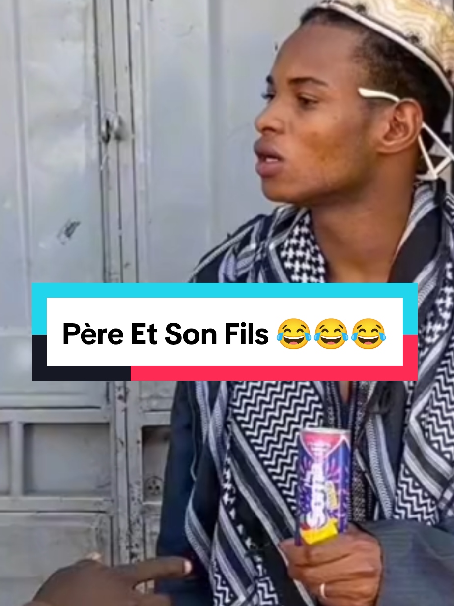 Père Et Son Fils 😂😂😂#malitiktok🇲🇱 #tiktokmali @Lee FOu WÔrôlii @khassa ma Chocou🤣🇲🇱🇧🇼🥰 #mandeprincesse #h2tv31 #drissadama #bamodylemytho #GASPI #malikakafiman #malitiktok🇲🇱💉❤️💋 #foryoupage 