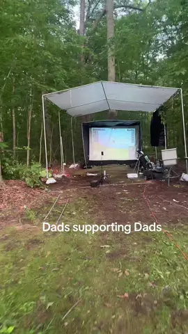 By back to playing all night. Dad aupporting Dads playing golf in your yard.  @Johnny Darts #golfeveryday #holeinonechallenge 