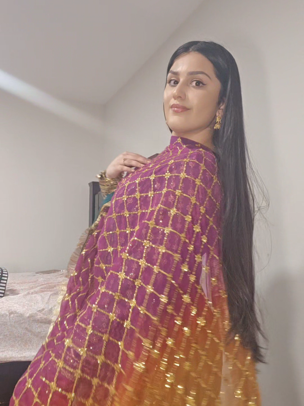 Your favorite Punjaban 🫶🏼 #pakistani #browngirl #browntiktok #shalwarkameez #punjabi 