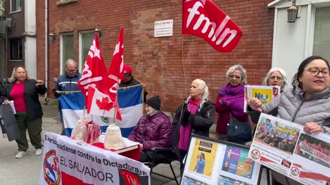 #FMLN #ElSalvador #BukeleDictador Este 1 de junio frente a la Embajada de El Salvador en Canadá 