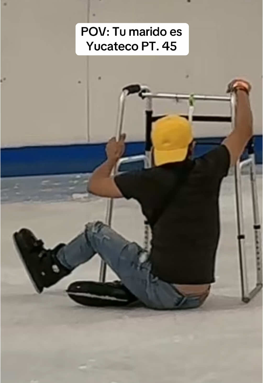 Manolo dice que es experto en patinaje artístico ⛸️… TERMINA MAL #fyp #fypシ #paratiiiiiiiiiiiiiiiiiiiiiiiiiiiiiii #yucatecosvirales #acentoyucateco #merida #parati #yucatan #teamwork 