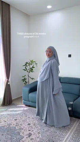 Kasi chance laa bonda berayaa  beforee berkain batikks 🧚🏻‍♀️  Nak pakai for raya haji cantik beli sinii @shuhadahkader  #36weekspregnant #abaya #pregnancyjourney #maternity 