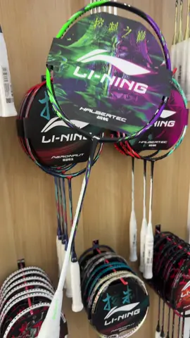 #foryou #badmintonshop #samrit #stringingservice #fyp #racket #samritteam #samritbadminton #lining #axforce100  