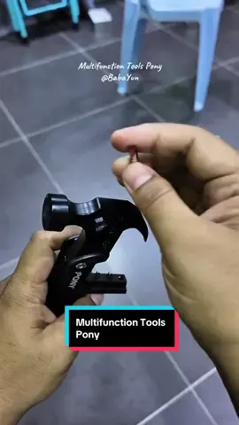 Orang laki suka kalau dapat benda2 mcm ni, macam2 boleh buat, Multifunction Hammer Tools dari Pony ni memang best #pony #multifunctiontool #hammer #screwdriver #pliers #tools 