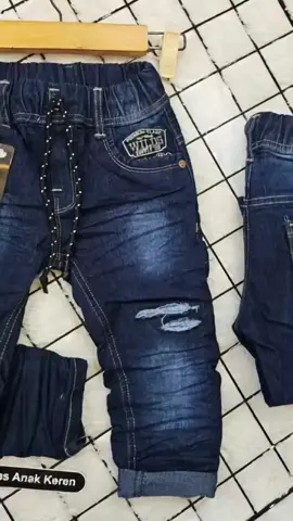 Celana Jeans Anak Panjang #celanajeansanakpanjang #celanajeansanakpanjangsobeklutut #celanajeansanakpanjangslifit #celanajeansanakpanjangpendek 
