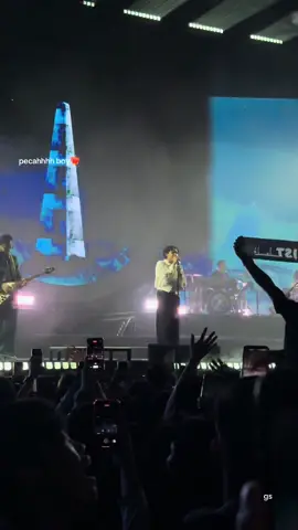 lagu keramatt❤️‍🔥❤️‍🔥❤️‍🔥 @Hindia @adnandenan @Diki⛓️ @ffikriawan @Sun Eater @antara.suara @.Feast  #fyppppppppppppppppppppppp #fyp #masukberanda #foryoupage #4u #xybca #membangundanmenghancurkan #feast #keramat #❤️‍🔥 