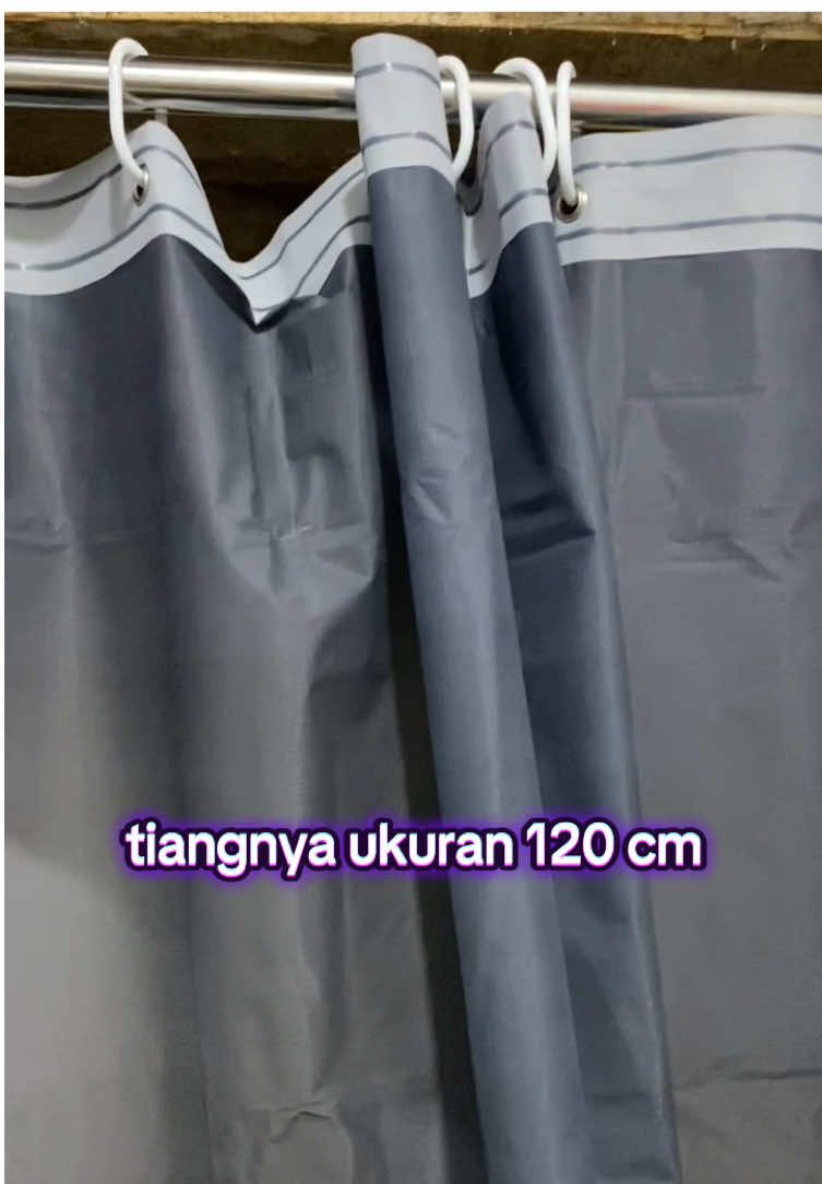 solusi buat yg kamar mandinya kecil tp ga muat kalo harus pasang pintu #tiraijendela #tiraikamarmandi #tiraikamarmandiantiair #tiang #perabotan #perabotanrumahtangga #alatkamarmandi #alatrumahtangga 