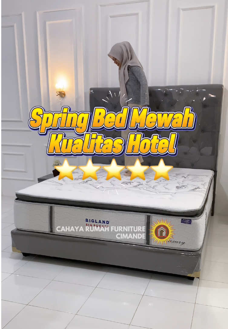 SPESIFIKASI KASUR LUXURY – T.37 – Pocket Spring – Super Soft Foam – Upcycled FOam – High Density Foam – Kain Anti Tungau Jamur & Bakteri – Single Pillow Top -Tinggi kasur 37 CM – 3 Zone Comfort Zone – Garansi 15 Tahun ❤️❤️❤️❤️❤️ Promo: Gratis Ongkir JABODETABEK KOTA, diluar daerah tersebut mohon chat admin terlebih dahulu.  Pembayaran boleh full di rumah setelah barang di terima (COD).   Cahaya Rumah juga menjual lemari pakaian, sofabed, meja rias, bufet, dan meja makan.   Toko Offline:  Cahaya Rumah Furniture memiliki 7 toko offline Buka setiap hari mulai pukul 08.00 - 17.00 WIB  •⁠ ⁠(CR) Cahaya Rumah Tajur, Kota Bogor (Pusat)  •⁠ ⁠CR Cabang Gunung Batu Loji, Kota Bogor  •⁠ ⁠CR Cabang Leuwiliang, Kabupaten Bogor  •⁠ ⁠CR Cabang Jalan Baru, Kota Bogor  •⁠ ⁠CR Cabang Bojonggede, Kabupaten Bogor  •⁠ ⁠CR Cabang Cimande, Kabupaten Bogor  •⁠ ⁠CR Cabang Ciawi, Kota Bogor  #fyp #furniturebogor #cahayarumahfurniture #custombarangdichina #belifurnituredibogor #mebelbogor #perlengkapanrumah #buffet #sofamewah #jabodetabek #modern #aestheticfurniture