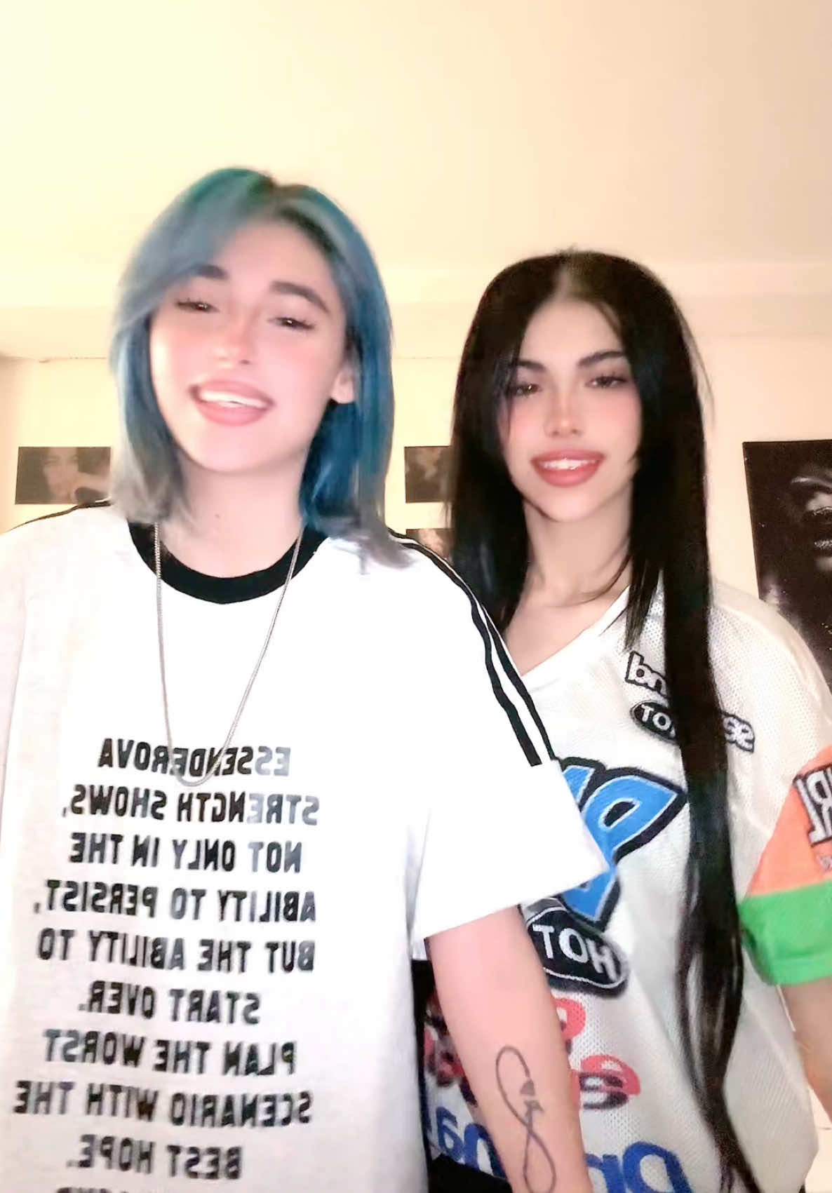 @قرود//𝑚𝑜𝑛𝑘𝑒𝑦𝑠 † 