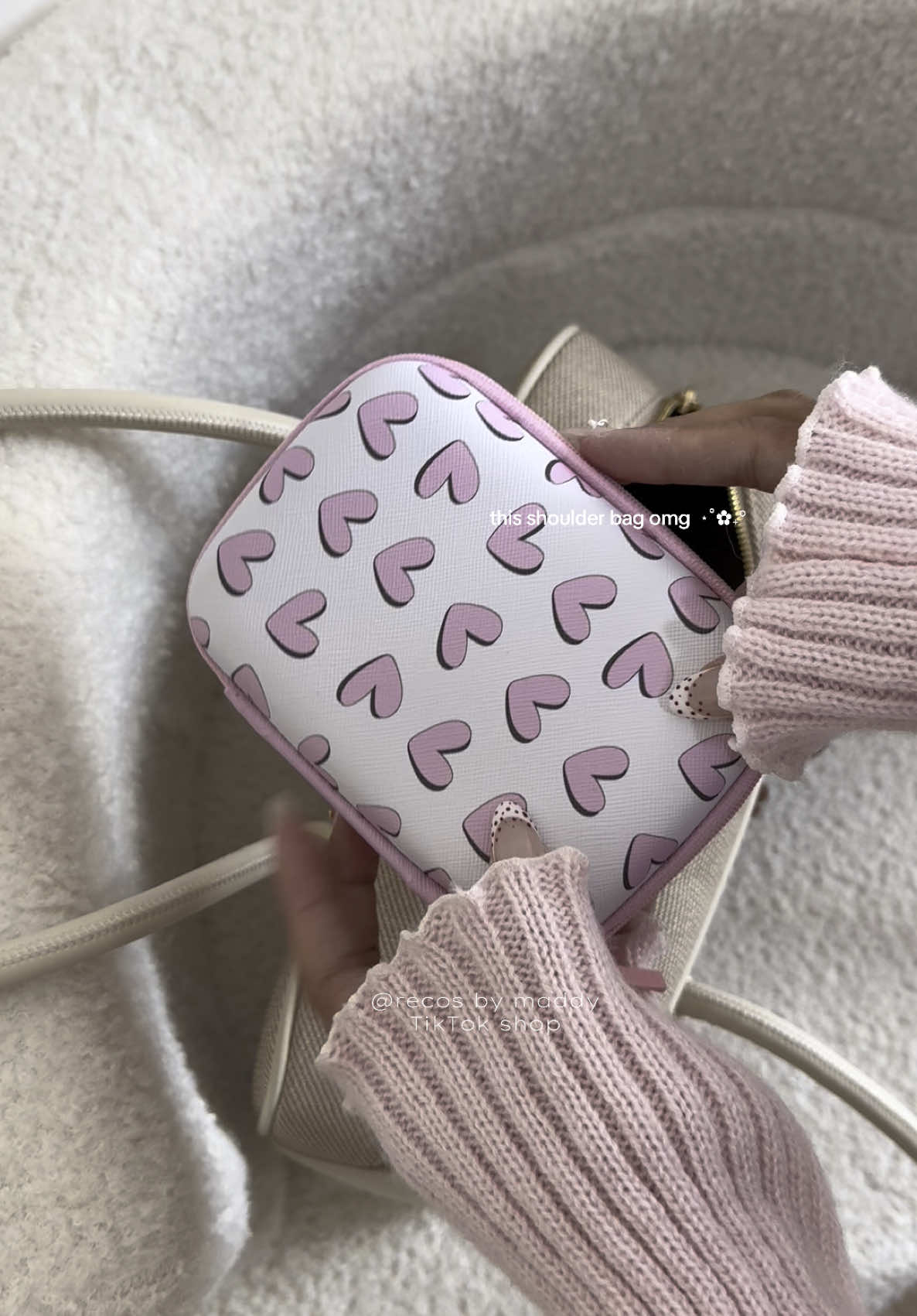 cute but spacious shoulder bag. Perfect for back to school. #japanesebag #mumu #mumuph #mumuselect #shoulderbag #schoolbag #trending #viral 