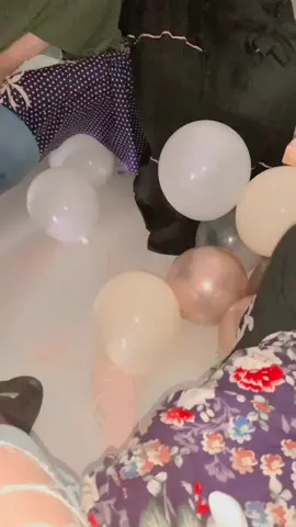 @eashiqat alquryatii🥰❤ @وعد🦋❤️. @LOosh🧚🏻‍♀️🤍 #حفله_توديع_العزوبيه #عروسة #توينز #video #sudanese_tiktok #شنديناااا💞💞💞💞💞💞💞💞💞 