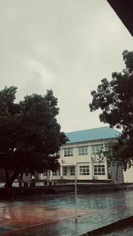 #hujan #vibes #sekolah #fypage #bismillahfyp #mentahanvideo 