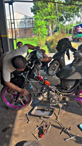 🥰🥰#kphgank #kphjogjastyle #kphsolostyle #kphsoloraya #kph200cc #suprabapak #suprax125 #kphkebumen #fyp 