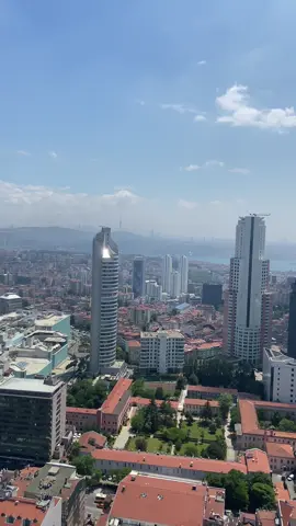 #istanbul🇹🇷 #manzara #metropol #boğazköprüsü #mecidiyeköy #yükseklik 