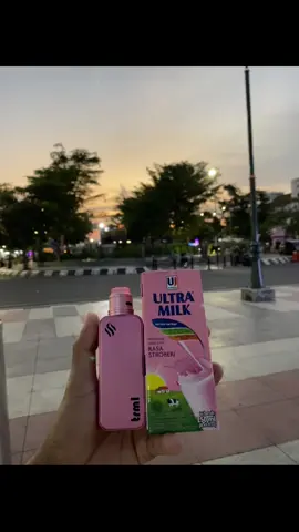 kombinasi yg sempurna #trml #t99 #gorengan #ultramilk #fypage