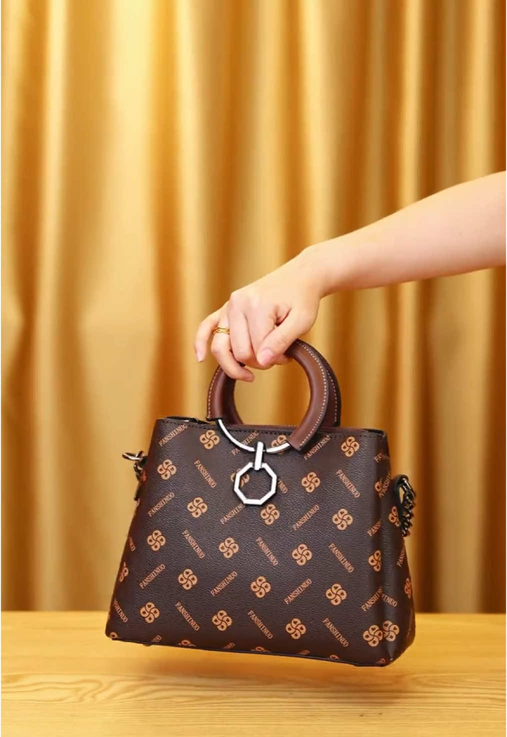 #tiktoklive #handbags #handbags #amyluxurybag #handbags #handbags 