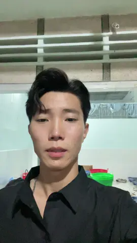 Sầu riêng lại có bão tố y chang thời tiết