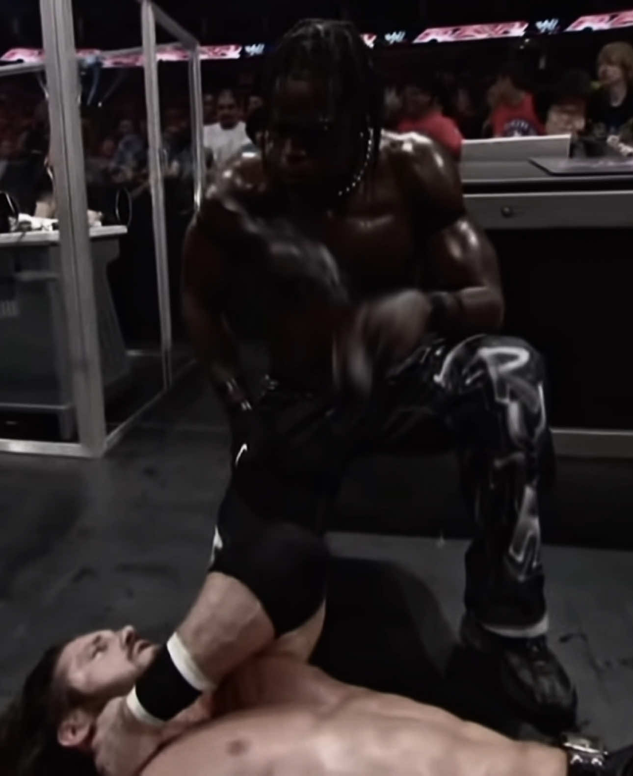 والله موهبه بس فينس واتش ظلموه #WWE #ronkillings #rtruth #ار_تروث @Ron Killings 