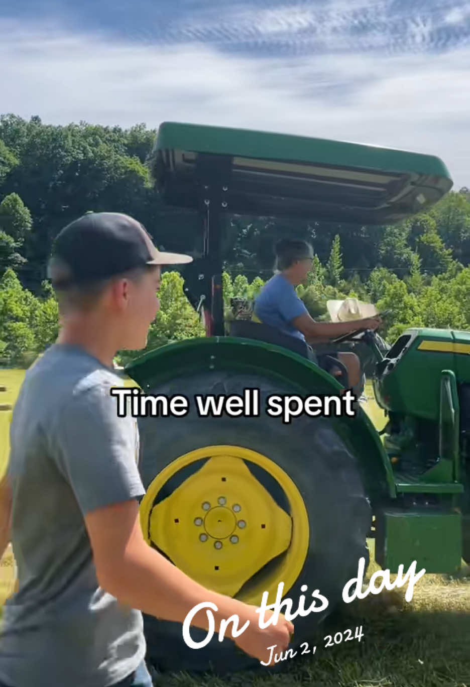 #onthisday This is the life! Love looking back on last year’s memories.💕 Hard work with the family is building a life of good memories.#farmboys #farmlife#ellisherd #timewellspent#farmfamily#country#agriculture #familytime