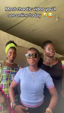 what were we doing?.😭😂 @✧Toyosii🩵🦋 @Deb~aura💗👻 #prettygirls #blackgirls #goviral 